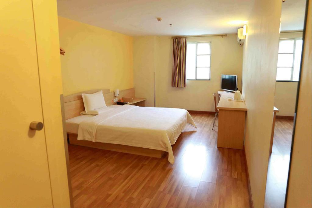 7Days Inn Heyuan Cultrual Palace Renren Le Zimmer foto